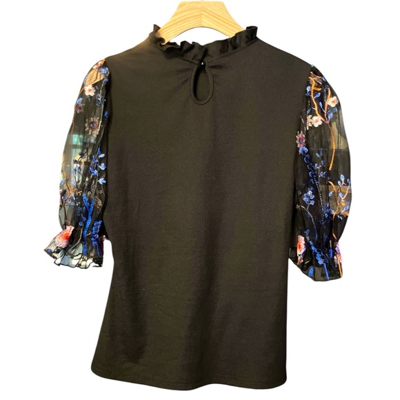Embroidered Mesh / Lace Puff Sleeve Knit Top M EUC - Picture 4 of 4
